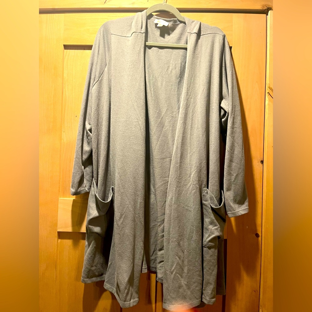 LuLaRoe gray long cardigan size 3x